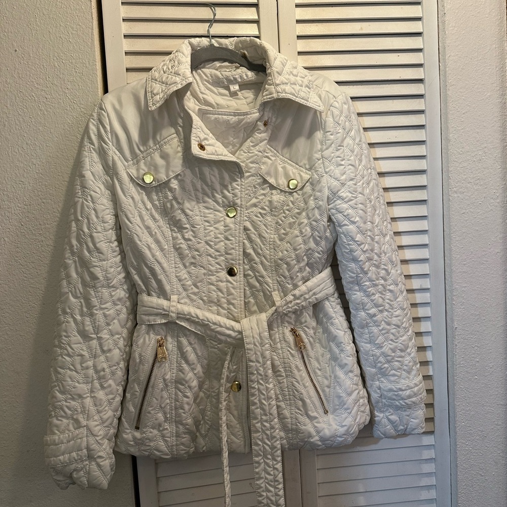 Via Spiga Quilted Cream Puffer Jacket